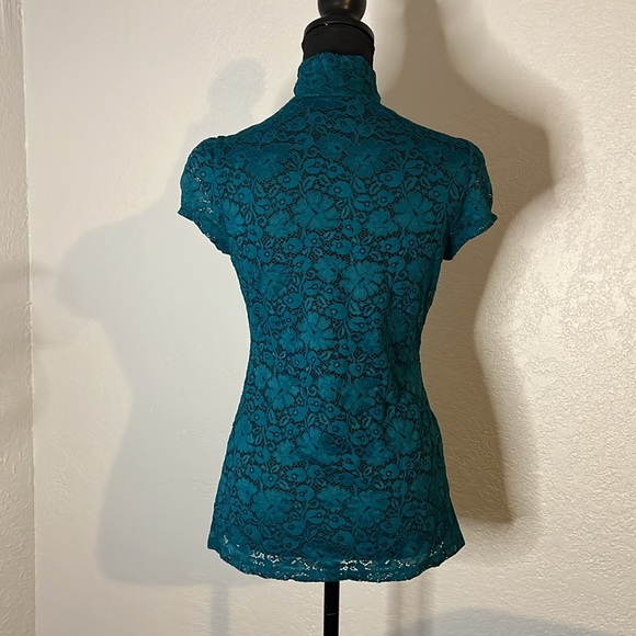 Lace top - Picture 5 of 7